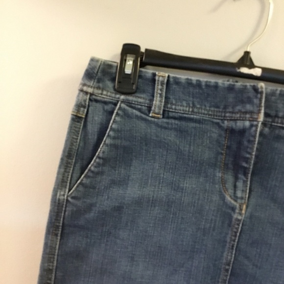 Ann Taylor for Loft size 2 clasp and zipper closure jean skirt with pock… - Picture 6 of 14